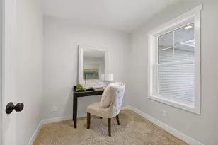 W5845 Roundstone Pl, Menasha, WI 54952 - Photo 3