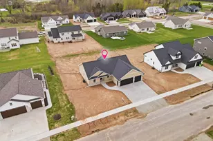 W5845 Roundstone Pl, Menasha, WI 54952 - Photo 37