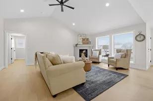 W5845 Roundstone Pl, Menasha, WI 54952 - Photo 5