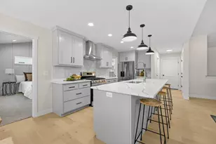 W5845 Roundstone Pl, Menasha, WI 54952 - Photo 9