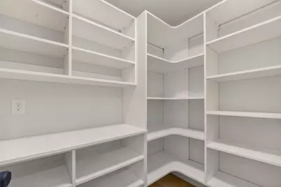 W5845 Roundstone Place, Menasha, WI 54952 - Photo 15