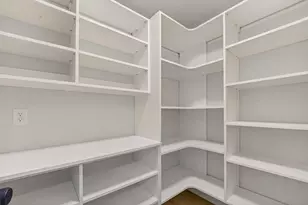 W5845 Roundstone Pl, Menasha, WI 54952 - Photo 15