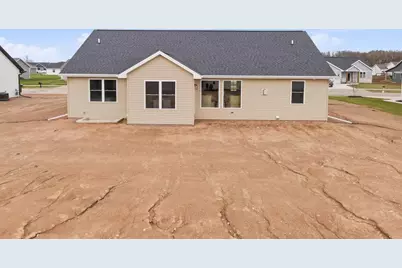 W5845 Roundstone Place, Menasha, WI 54952 - Photo 37