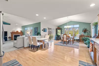 100 Schubert Lane, Fond du Lac, WI 54935 - Photo 9