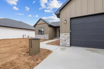 2998 Creekwood Drive, Green Bay, WI 54311 - Photo 5