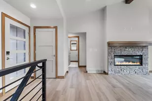 2998 Creekwood Dr, Green Bay, WI 54311 - Photo 35