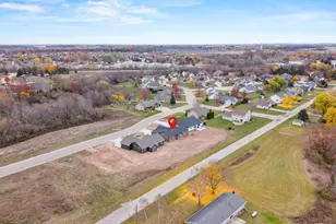 2998 Creekwood Dr, Green Bay, WI 54311 - Photo 61