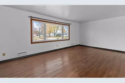 596 Sunset Lane, Fond du Lac, WI 54935 - Photo 3