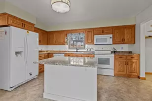 815 Sunset Ave, Algoma, WI 54201 - Photo 13