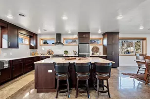 421 S St Augustine St, Pulaski, WI 54162 - Photo 9