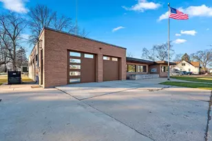 421 S St Augustine St, Pulaski, WI 54162 - Photo 3