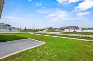 733 Tambour Ct, De Pere, WI 54115 - Photo 41