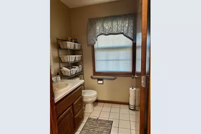 611 Marcks Court, Luxemburg, WI 54217 - Photo 17