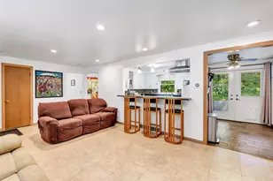 1014 Laverne Dr, Green Bay, WI 54311 - Photo 9