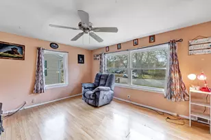 1209 Weise St, Green Bay, WI 54302 - Photo 3