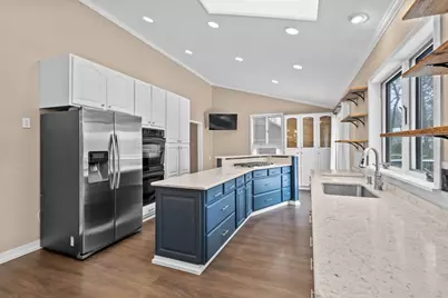 1555 Villa Park Drive, Oshkosh, WI 54904 - Photo 11