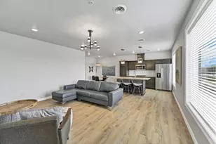 400 Donald Driver Way, Green Bay, WI 54303 - Photo 35