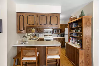 1160 Brittany Court #93, Neenah, WI 54956 - Photo 15