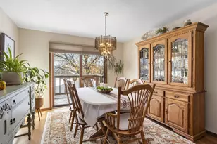 1160 Brittany Ct, Neenah, WI 54956 - Photo 5