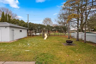 1520 W 9th Avenue, Oshkosh, WI 54902 - Photo 39