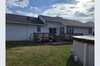 4524 Bleser Court, Manitowoc, WI 54220 - Photo 7