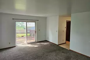 336 Wintergreen Dr, Omro, WI 54963 - Photo 15
