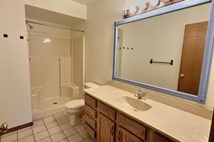 336 Wintergreen Dr, Omro, WI 54963 - Photo 5
