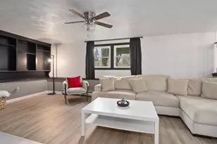 2607 Vicki Ln, Green Bay, WI 54311 - Photo 23