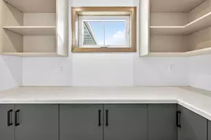 758 Royal Saint Pats Dr, Wrightstown, WI 54180 - Photo 51