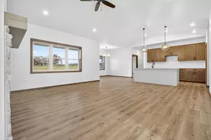 758 Royal Saint Pats Dr, Wrightstown, WI 54180 - Photo 23