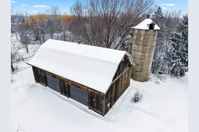 3629 Creekview Road, Green Bay, WI 54115 - Photo 5