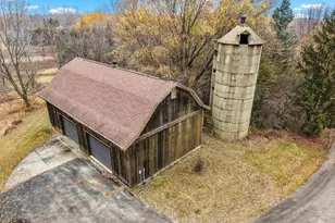 3629 Creekview Rd, De Pere, WI 54115 - Photo 3