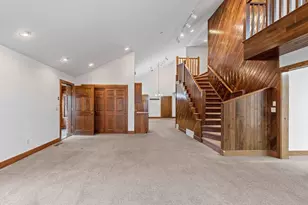 3629 Creekview Rd, Green Bay, WI 54115 - Photo 9