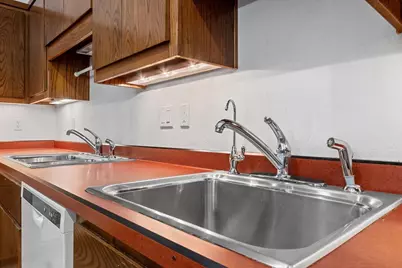 3629 Creekview Road, Green Bay, WI 54115 - Photo 17