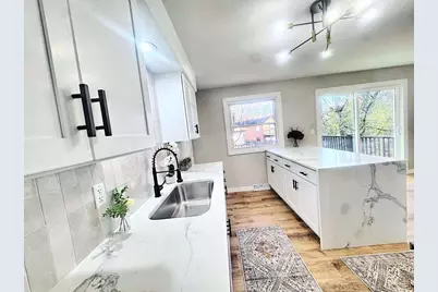 708 Miller Lane Court, Kaukauna, WI 54130 - Photo 5