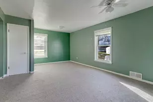 224 E Scott St, Omro, WI 54963 - Photo 17