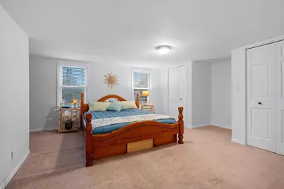 246 W 18th Avenue, Oshkosh, WI 54902 - Photo 25