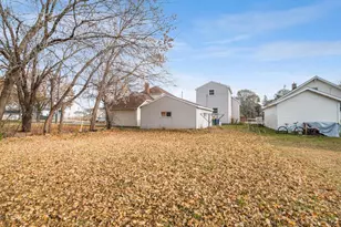 725 N Irwin Ave, Green Bay, WI 54302 - Photo 23