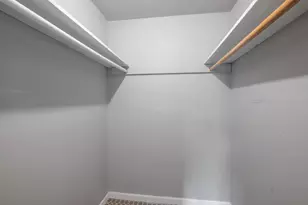 725 N Irwin Ave, Green Bay, WI 54302 - Photo 15