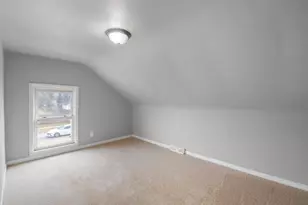 725 N Irwin Ave, Green Bay, WI 54302 - Photo 25