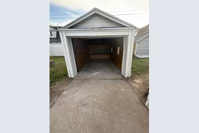 809 Cora Street, Green Bay, WI 54303 - Photo 13