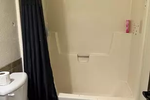 2075 Imperial Ln, Green Bay, WI 54302 - Photo 9