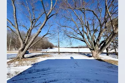 W10349 Valley View Road, Shawano, WI 54166 - Photo 5