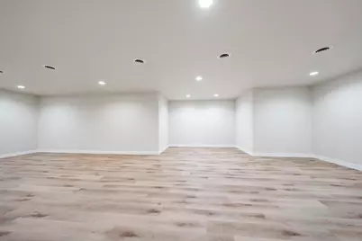 4079 Brussels Way, Green Bay, WI 54313 - Photo 33