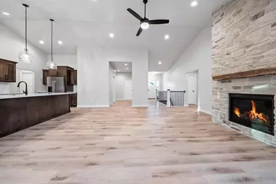 4079 Brussels Way, Green Bay, WI 54313 - Photo 7