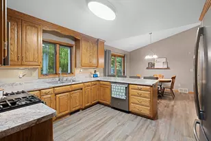 6218 Tielens Rd, Luxemburg, WI 54217 - Photo 9