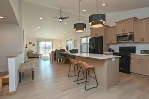 601 Hammen Ct, Kaukauna, WI 54130 - Photo 11