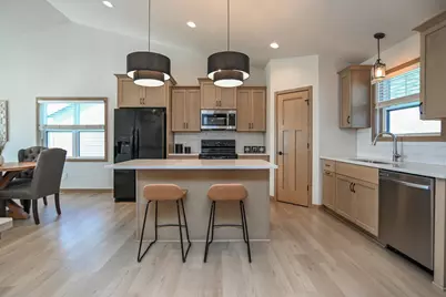 601 Hammen Court, Kaukauna, WI 54130 - Photo 7