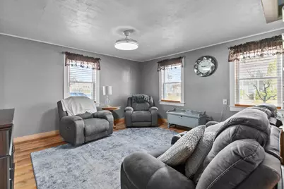 215 E Winnebago Street, Appleton, WI 54911 - Photo 9