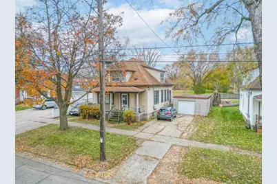 324 S Roosevelt Street, Green Bay, WI 54301 - Photo 1